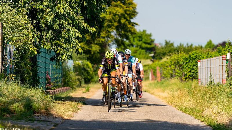 Por Que Meias de Algodão Não Servem Para Ciclismo?