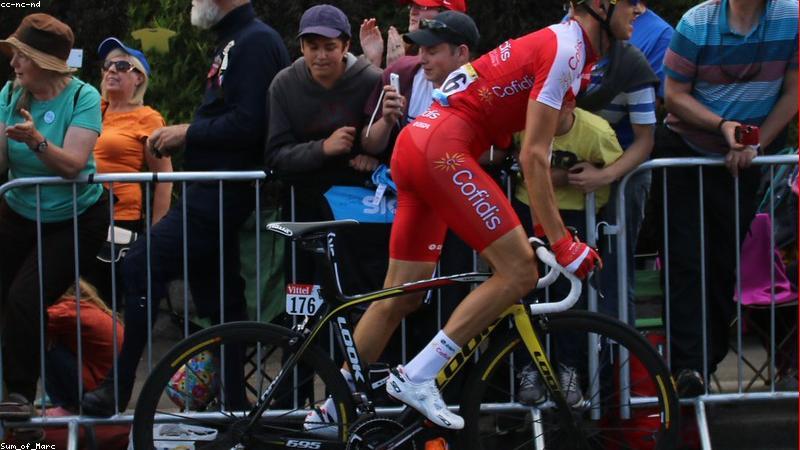 Aros de Bicicleta: Aero vs. Leveza e Conforto na Estrada
